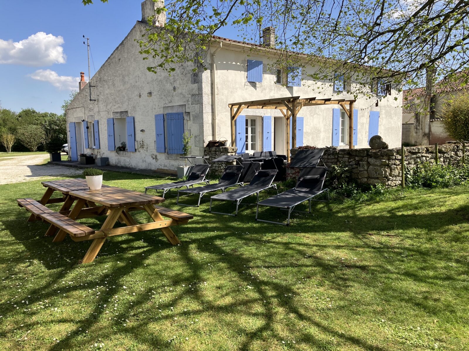 La Peucholière Une oasis de sérénité au cœur de la campagne